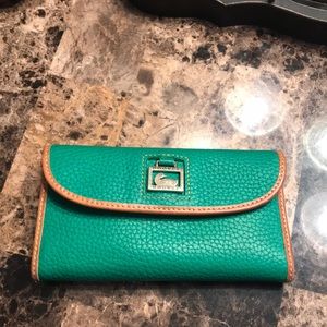 Dooney and Bourne wallet